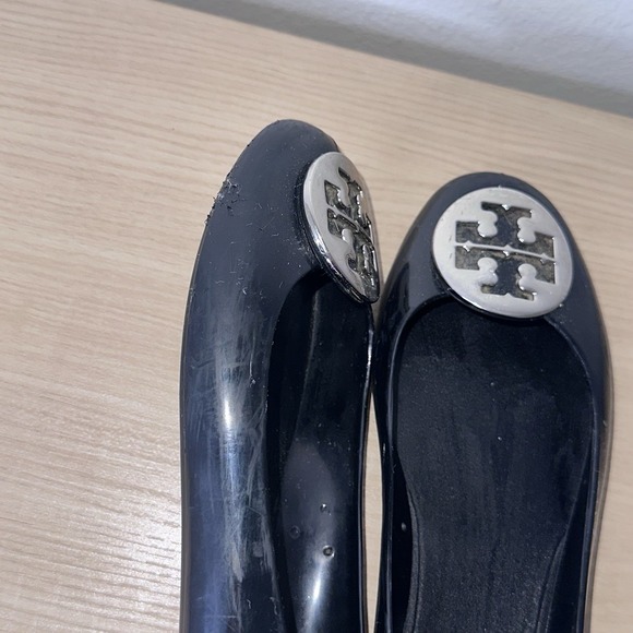 Tory Burch Womens Reva Black Jelly Ballet Flat Designer Classic Preppy‎ Beach - Picture 8 of 12
